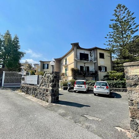 Casa Vacanze Mariafrancesca Isquia Exterior foto