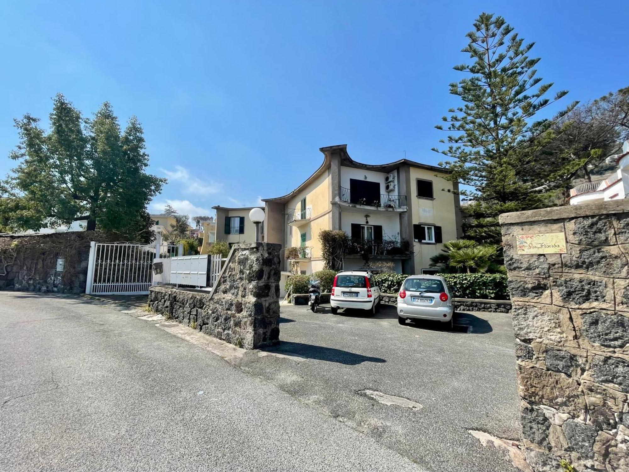 Casa Vacanze Mariafrancesca Isquia Exterior foto